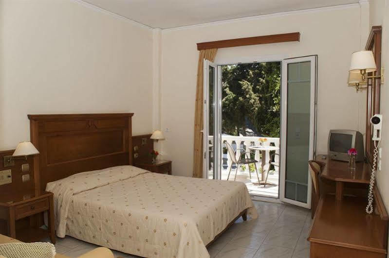 Kerveli Luxury Villa Exterior foto